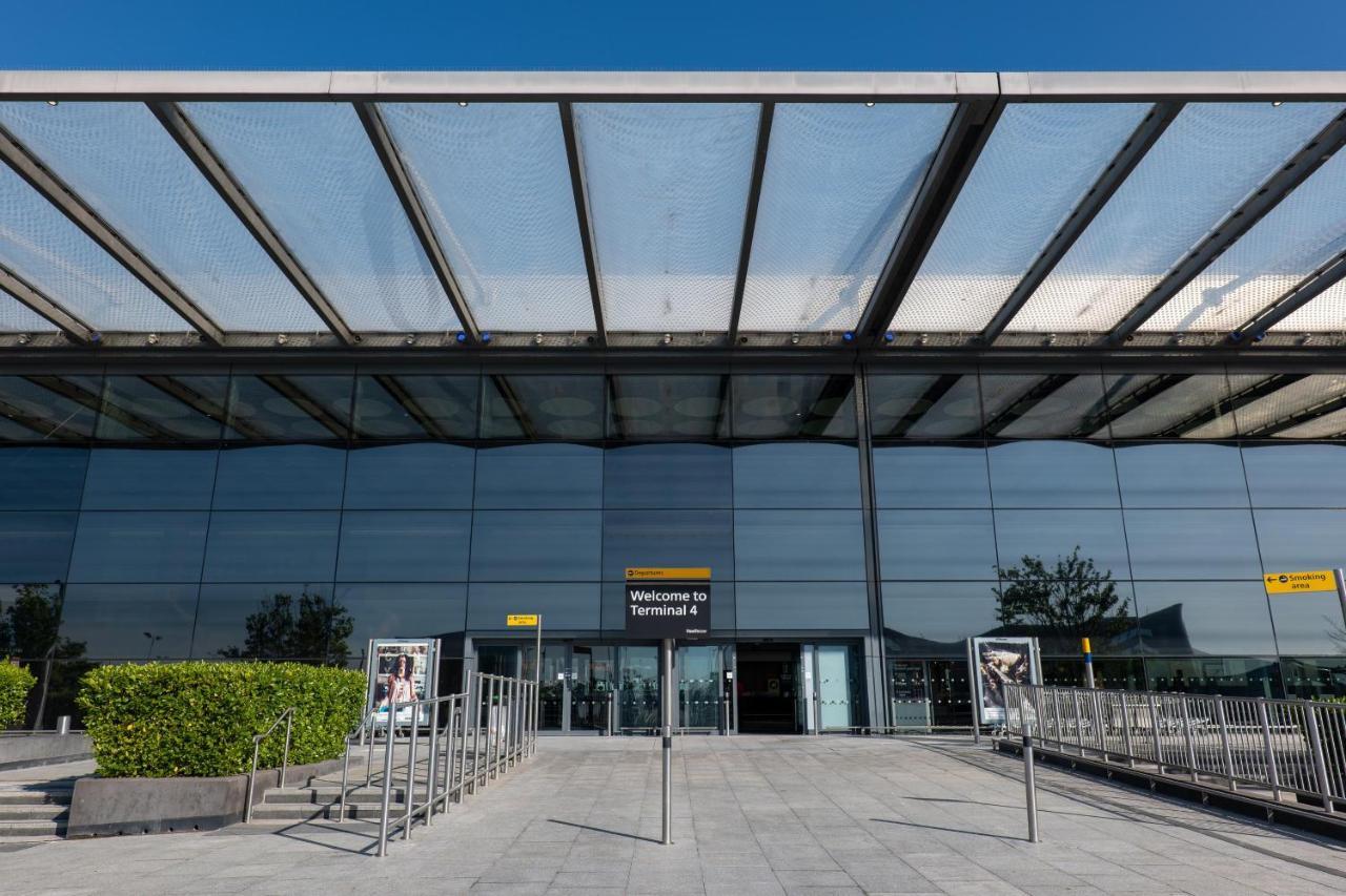 Cozy Apartments - Free Wifi And Parking Onsite Feltham エクステリア 写真